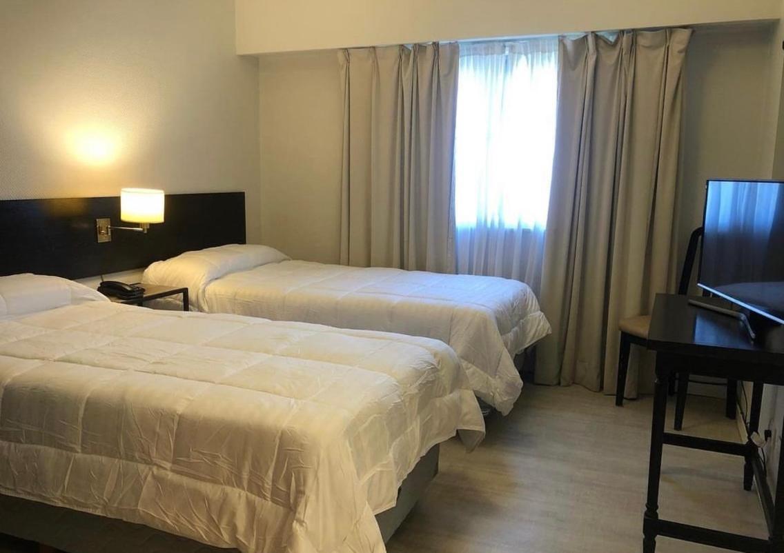 Hotel La Perla Buenos Aires Extérieur photo