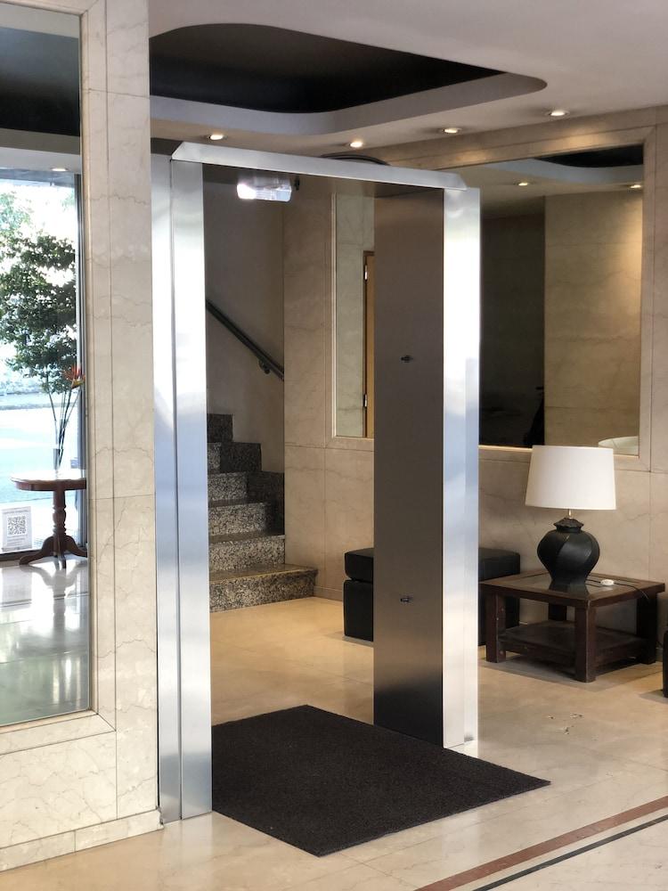 Hotel La Perla Buenos Aires Extérieur photo