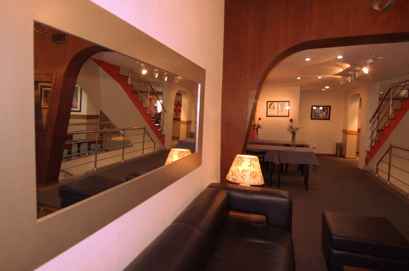 Hotel La Perla Buenos Aires Extérieur photo